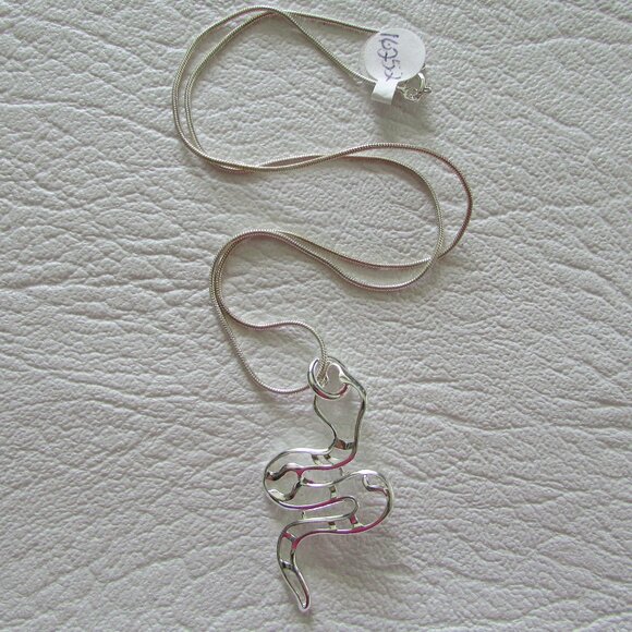 Sterling Silver 925 Snake Pendant Necklace - NEW - Picture 2 of 4
